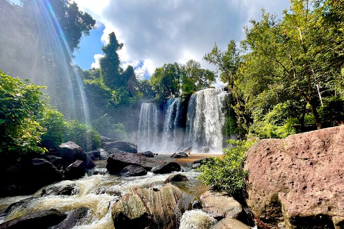 Phnom Kulen Waterfall and Banteay Srei Temple Tour from Siem Reap - Morning Start From Siem Reap: Pickup, Road Time, and Small-Group Comfort