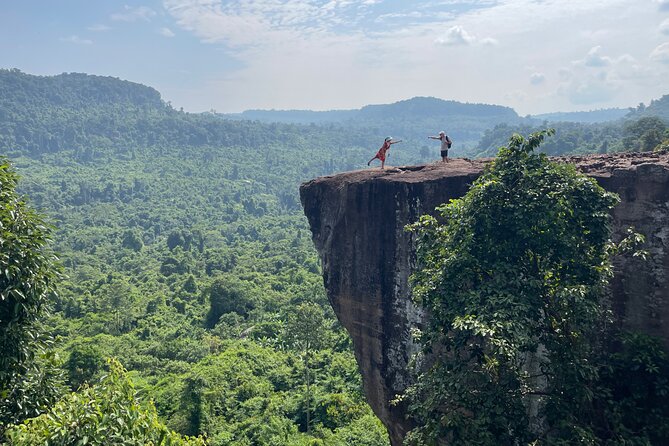 Phnom Kulen Waterfall and Banteay Srei Temple Tour from Siem Reap - Kulen Waterfall: Two Falls, One Main Goal (Cool Off)