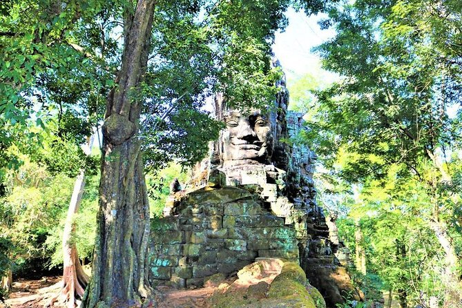 Preah Khan, Neak Pean and Pre-Rup Private Tour - East Mebon: a dry reservoir setting with a temple on the island