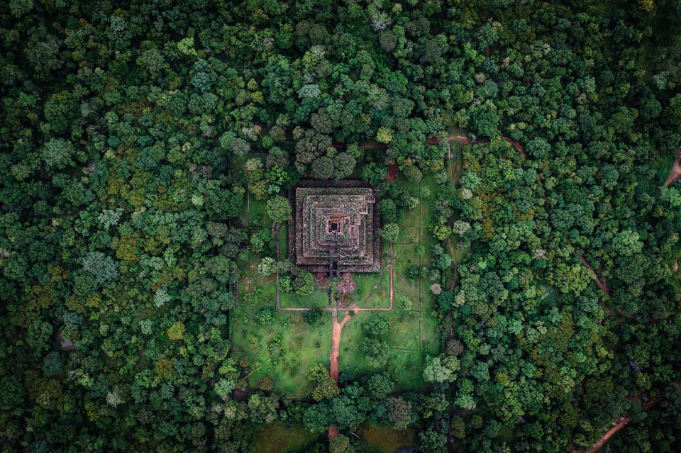 Preah Vihear, Koh Ker and Beng Mealea Private Day Tour - Koh Ker: Prasat Ling and Prasat Bram in the Khmer Empire spotlight