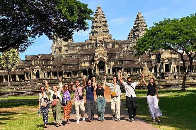 Private 2 Days To Major Angkor Temples From Sunrise To Sunset - Ta Som, Neak Pean, and Preah Khan: Buddhism, Overgrowth, and Serpent-Meaning Details
