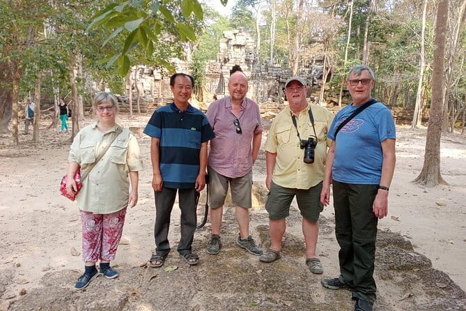 Private 2 Days To Major Angkor Temples From Sunrise To Sunset - Day One: Angkor Wat Sunrise and the Monument You Need Time For