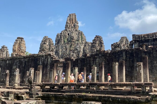 Private Angkor Wat and Lost Temple Jungle Tour - Angkor Thom South Gate: quick entrance energy