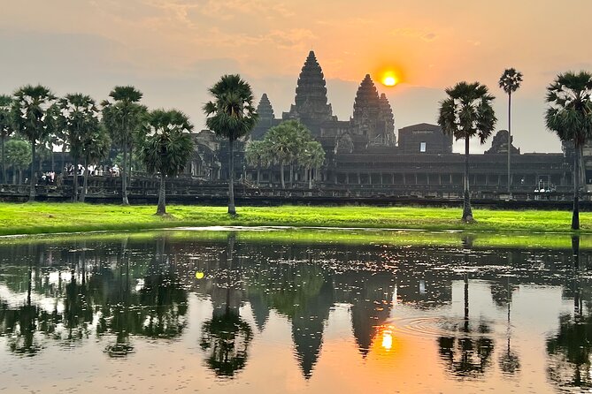Private Angkor Wat Sunrise Tour with Lunch Included - Why a private sunrise tour at Angkor makes sense