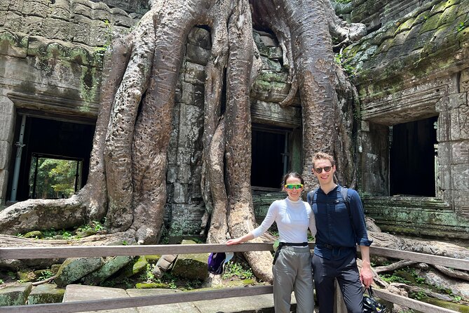 Private Angkor Wat Sunrise Tour with Lunch Included - Srah Srang Reservoir: a calmer stop in the plan