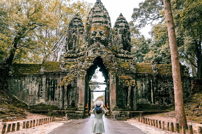 Private Angkor Wat Tour & Angkor Park/Heritage With Local Guide - Stop 1: Angkor Wat, the composition masterclass