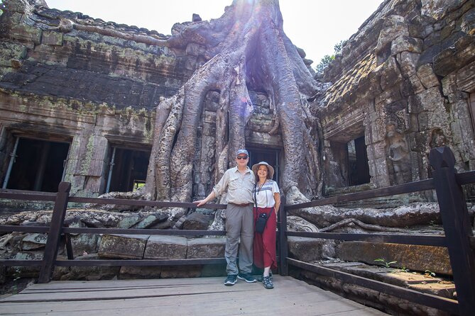 Private Angkor Wat Tour & Angkor Park/Heritage With Local Guide - Tuk-tuk pickup and timing: what a 7 to 8 hour day looks like