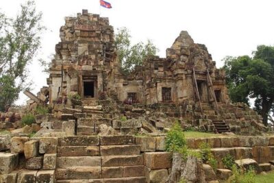 Private Battambang Full-Day Guided Tour - Morning pickup at 7:30 and the drive into Battambang