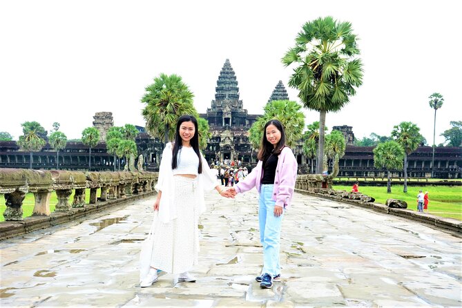 Private Cambodia 5 Days Tour from Siem Reap to Phnom Penh - Day 3: Dragon Bridge, Prasat Kuha Nokor, and the Skun Spider Market