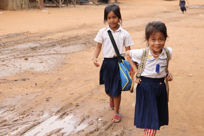 Private City Tour in Siem Reap - Royal Residence and the two holy ladies prayer spot