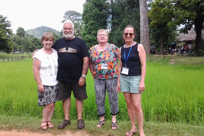 Private Half-Day Tour to Kampong Phluk Flooded Forest and Floating Villages - What makes this tour work: private vehicle, English guide, and crowd control