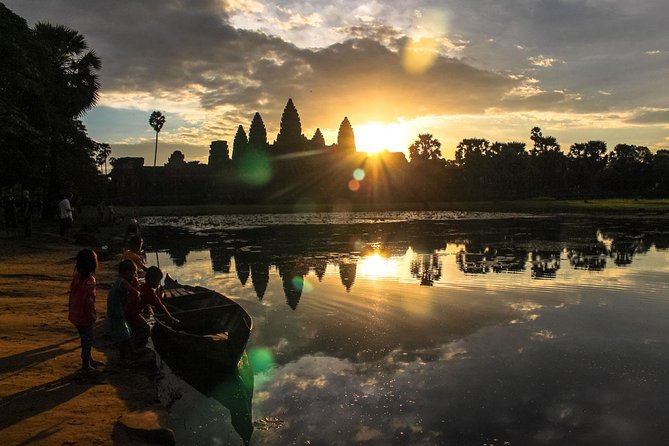 Private one-day tuktuk 'small tour' of the oldest Angkor temples - The drivers are the difference: names to remember