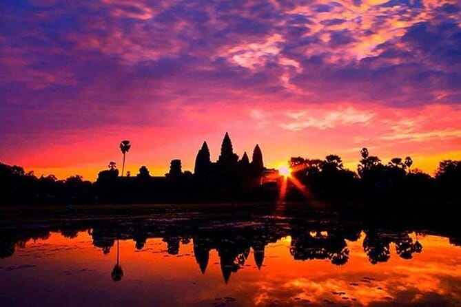 Private Taxi from Siem Reap to Phnom Penh - Speak English Driver - Who this transfer is best for (and who should rethink it)