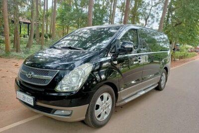 Private Transfer Service from Siem Reap to Phnom Penh - The Driver Makes the Day: Safety, English, and Little Extras
