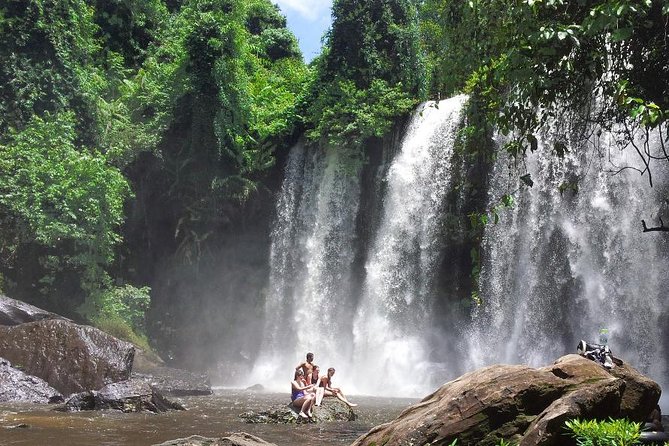 Private Vehicle - Kulen Waterfall and 1000 Lingas - Scenic viewpoint on the return: the payoff on the way down