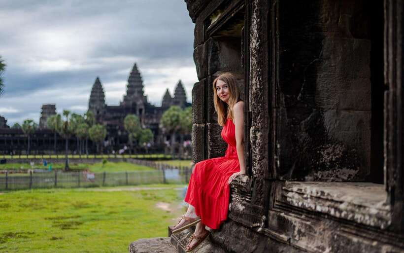Professional Photoshoot in Angkor Archaeological Park - The temple route: Angkor Wat, Ta Prohm, East Gate, Bayon