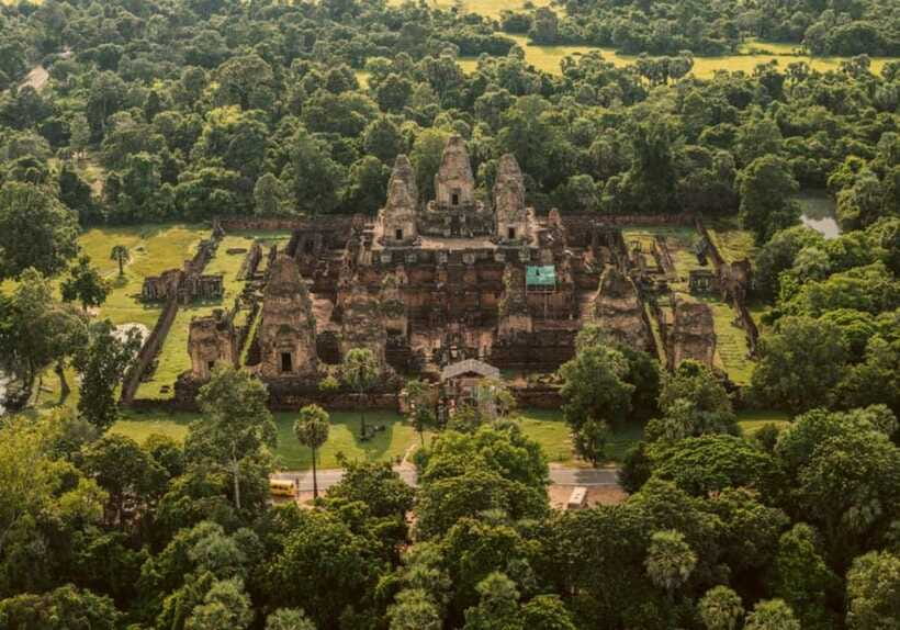 Shared day tour with Spanish-speaking guide at Angkor Temple. - Who this Angkor day tour suits best