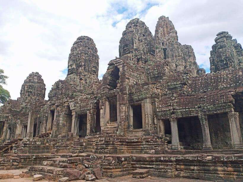 Sharing Trip to Angkor Temple with sunset - What you really get for $19 (and what costs extra)