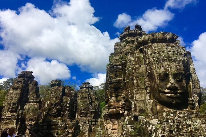 Siem Reap 2 Days Private Tour Angkor Wat and Floating Village - Beyond the Water: Pagoda Paintings, Crafts, and West Baray