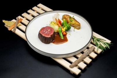 Siem Reap: A Spectacular Show with Optional Dinner - Your dinner: Western-Asian fusion, served dish by dish