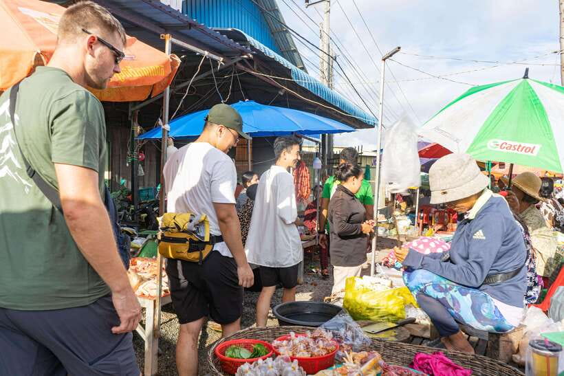 Siem Reap: Afternoon Cooking Class & Village Tour - Village tour and ingredient sourcing: where your meal begins
