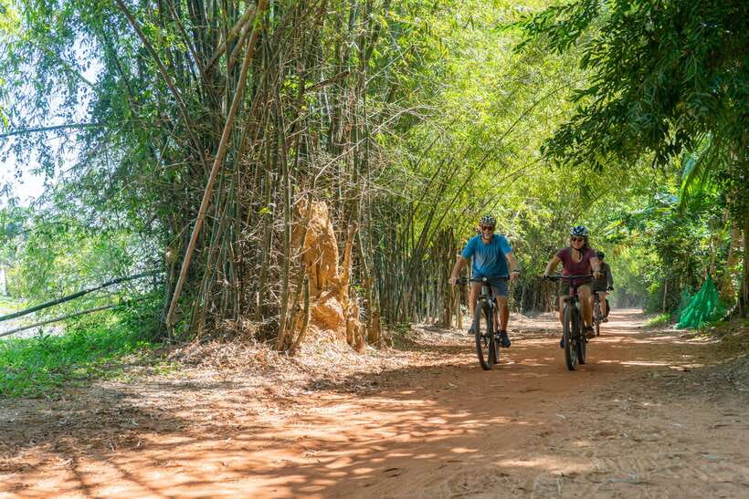 Siem Reap: Angkor Sunrise 2 Days Guided Bike Tour - Bicycles, Helmets, and the Real Skill Level Check