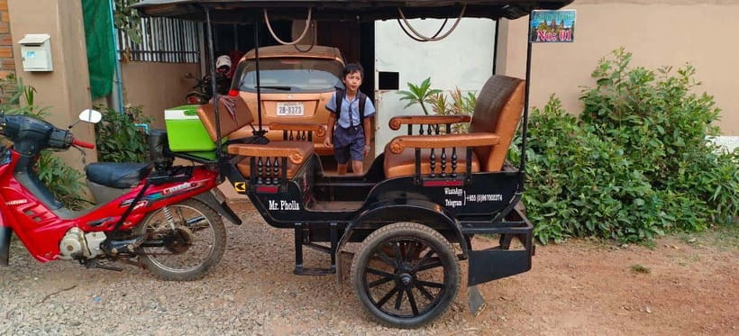 Siem Reap: Angkor Temples Tour by a Private Tuk Tuk - Angkor Thom’s South Gate and Bayon: walls, gates, and faces