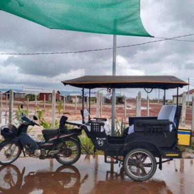 Siem Reap: Angkor Temples Tour by a Private Tuk Tuk - The morning at Angkor Wat: your first big wow