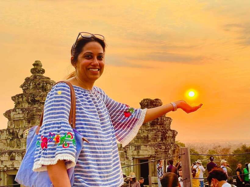 Siem Reap: Angkor Wat 2day Big and Small Circuit Guided Tour - Angkor Wat at dawn: why the morning timing matters