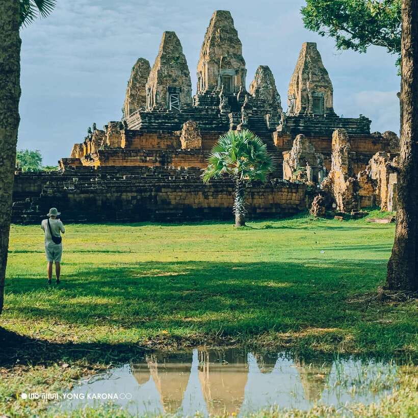 Siem Reap: Angkor Wat 2day Big and Small Circuit Guided Tour - South Gate and Bayon: where the big faces meet the details