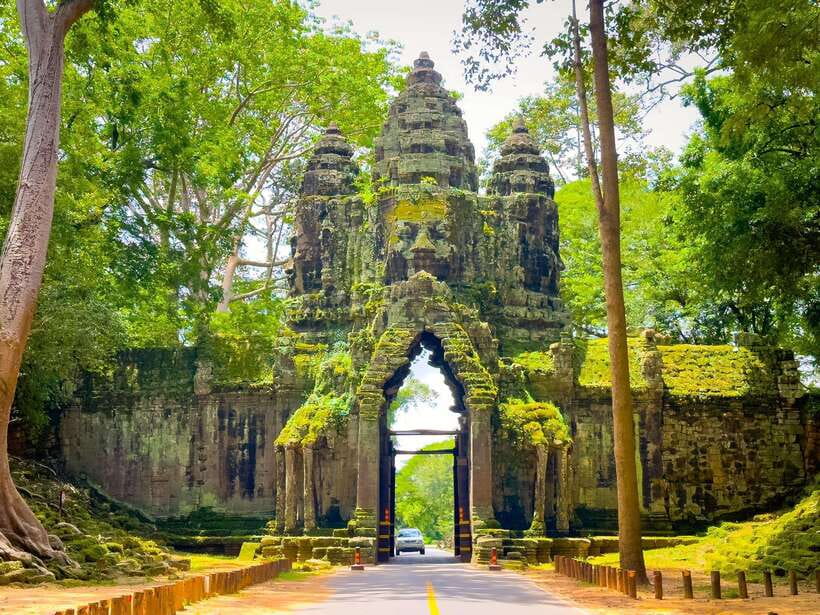 Siem Reap: Angkor Wat, Bayon & Ta Prohm Guided Tour - Angkor Wat: stonework you’ll actually notice
