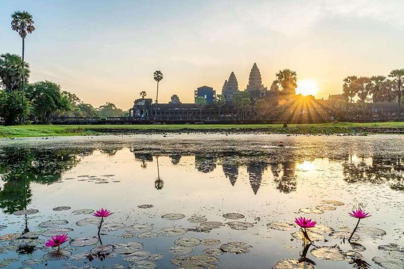 Siem Reap: Angkor Wat Small-group Sunrise or Sunset Tour - Should you book this Siem Reap Angkor sunrise/sunset small-group tour?