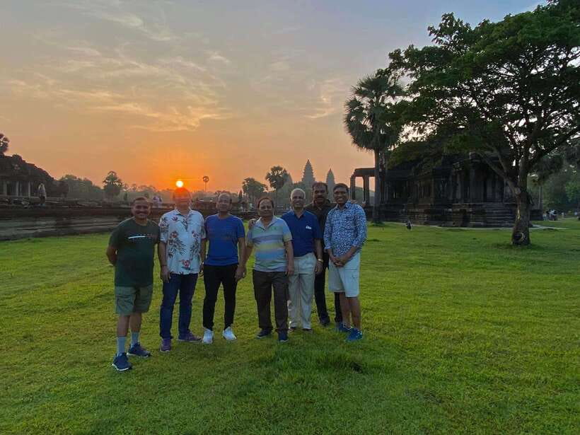 Siem Reap: Angkor Wat Small-group Sunrise or Sunset Tour - Bayon Temple in the center of Angkor Thom