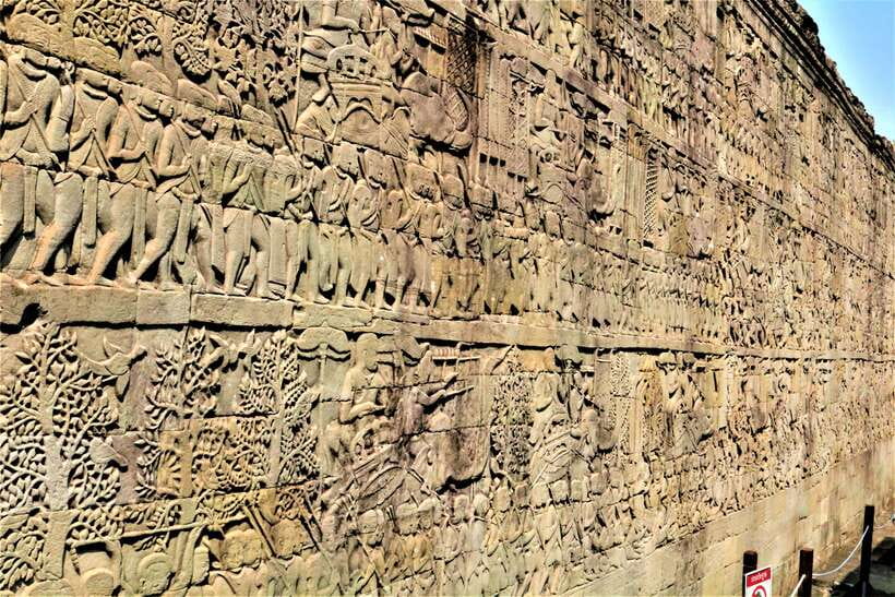 Siem Reap: Angkor Wat Sunrise and Best Temples Tour - Pre-dawn departure and torch-lit entry into Angkor Wat