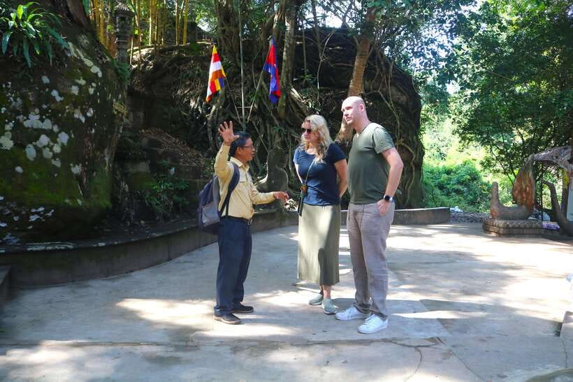Siem Reap: Angkor Wat Sunrise and Best Temples Tour - Bayon faces and the Terrace of the Leper King and Elephants