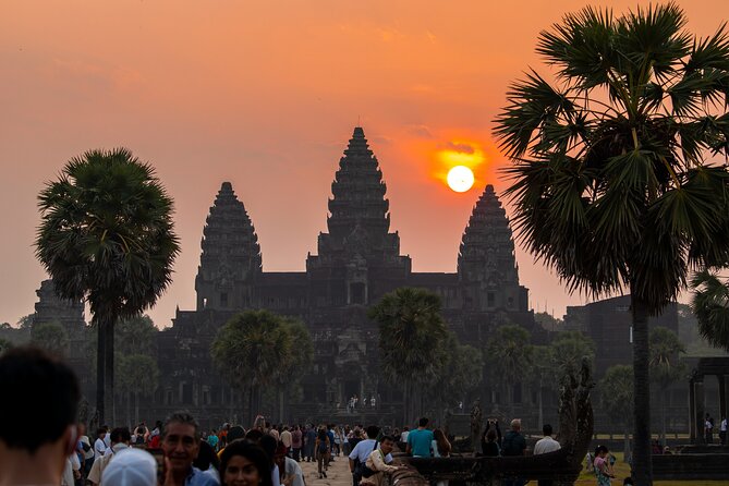 Siem Reap: Angkor Wat Sunrise & Explore Angkor Temples With Guide - Key Points You’ll Care About