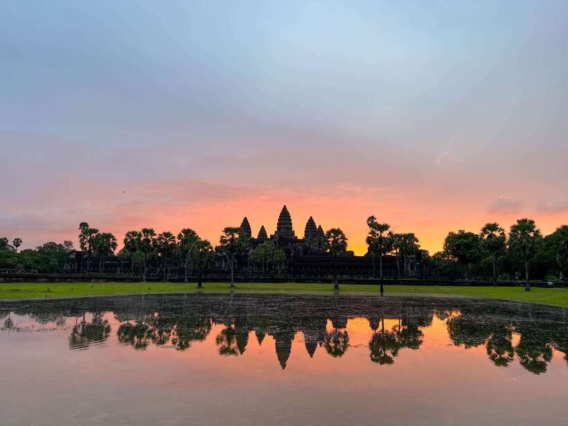 Siem Reap: Angkor Wat Sunrise Tour via Tuk Tuk & Breakfast - Sunrise at Angkor Wat: What the 4:40 Pickup Really Means