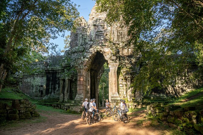 Siem Reap: Bike the Angkor Temples - Full-Day 30km Tour - Angkor Thom: from main road to sculpture-and-demons vibes