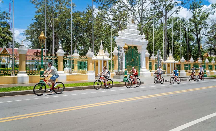 Siem Reap City Haft Day Bike Tour - Guides, pacing, and comfort: the stuff that makes or breaks it