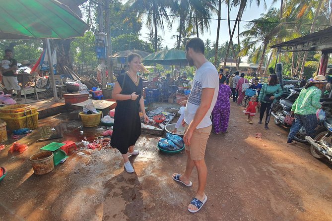 Siem Reap City Hidden Gems (Private Guided Tour) - Big Bat Park and a Monastery With a 76-Rower Boat Story