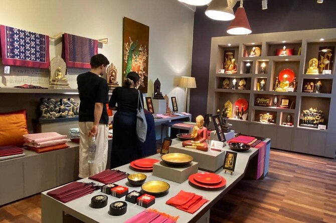 Siem Reap City Tour with War Museum and Killing Field - Psar Chaa Old Market: finish with everyday Siem Reap