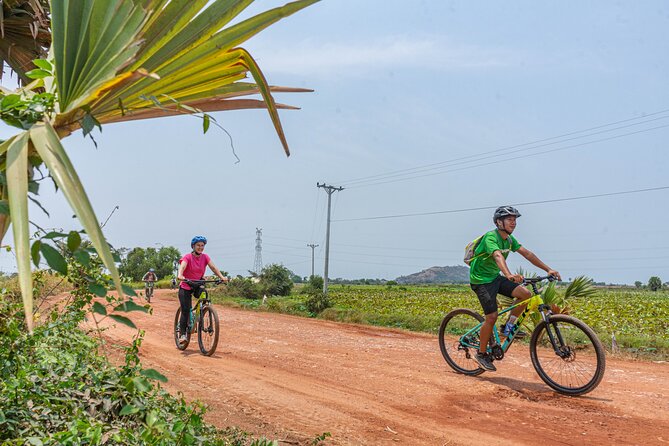 Siem Reap: Countryside Sunset Bike Tour / E-Bike or Tuk Tuk - Why Siem Reap feels different from the backroads