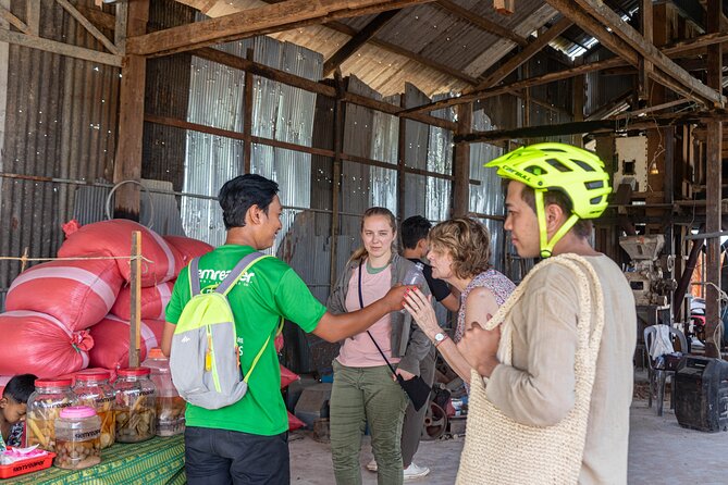 Siem Reap: Countryside Sunset Bike Tour / E-Bike or Tuk Tuk - Chreav: guided time in rural surroundings (and why it matters)