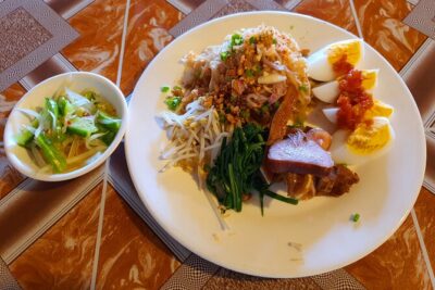 Siem Reap Culinary Adventure: Taste Real Local Cuisines - What you’ll actually taste: Khmer plates, fruit, sweets, and bold add-ons