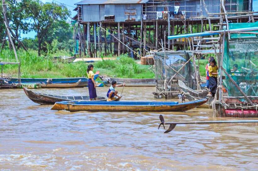 Siem Reap: Floating Village and Sunset Private Boat Tour - Enter Tonle Sap: Floating Villages by Boat