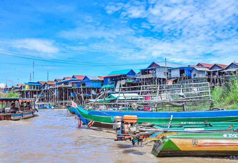 Siem Reap: Floating Village and Sunset Private Boat Tour - Floating Market and Village Life: What You’ll Notice
