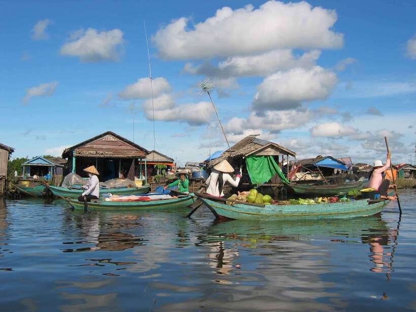 Siem Reap: Floating Village Tour - Floating villages and the Tonle Sap twist you won’t forget