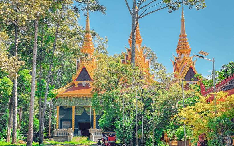 Siem Reap: FREE Market & Local Temple Tour - Should you book this $1 Siem Reap tour?