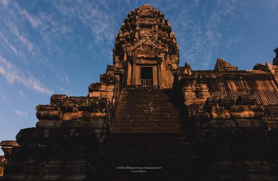 Siem Reap: Full Day Angkor Wat Temple Tour with Sunset - The Phnom Bakheng Sunset Climb: The View You Plan Your Day For