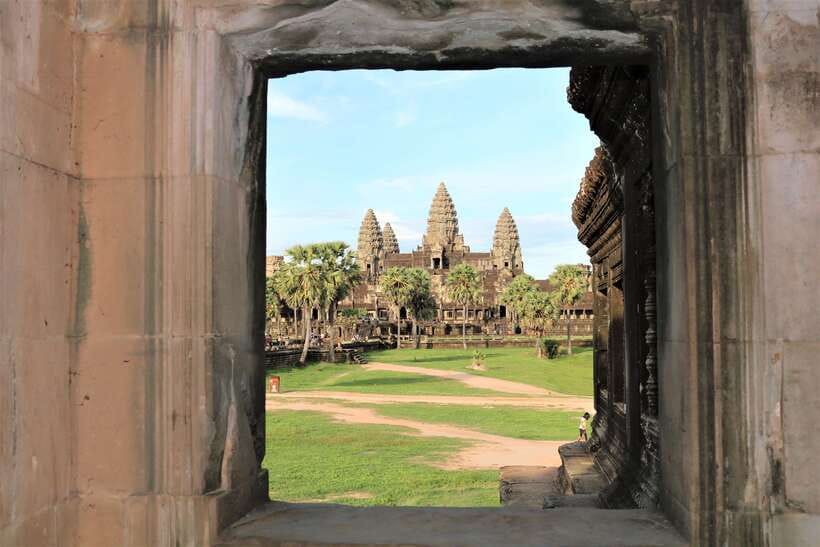 Siem Reap: Full-Day Temples w/ Private Transport - Angkor Thom: Southern Gate, then Bayon’s hundreds of faces